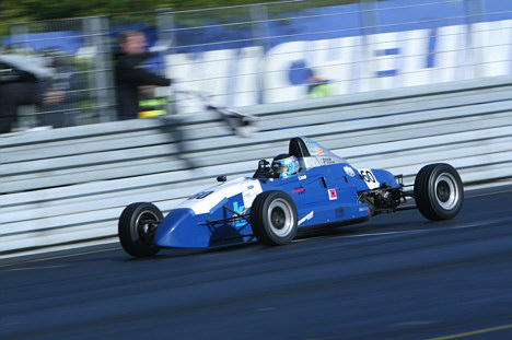 Lind blev dansk Formel Ford-mester i 2009, men i 2010 sikrede han sig både Europa- samt verdensmesterskabet!